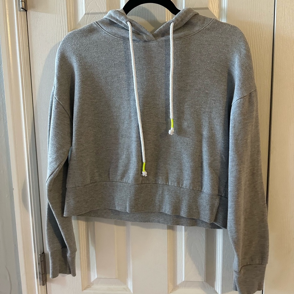 Cropped hoodie!!!! Never worn!!!! NWOT